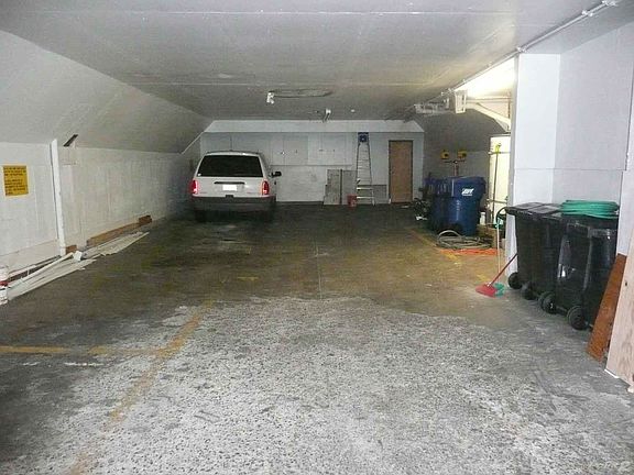 Garage-2