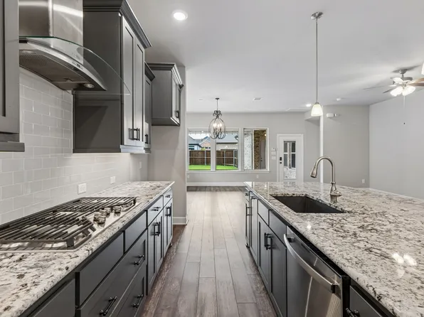 4717 Beaver Creek Dr, Arlington, TX 76005