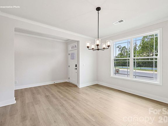 3rd image of 9103 Carver Ave
