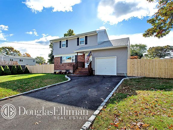 2nd image of 184 Minrol St