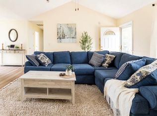 109 Braeburn Dr, Ocean Springs, MS 39564