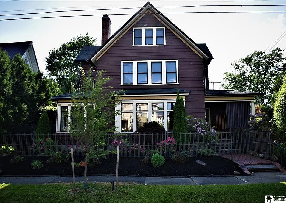 1st image of 115 Liberty St
