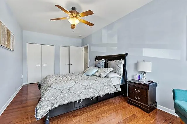 2 bed, 988 sqft, $2,995 — Photo 3