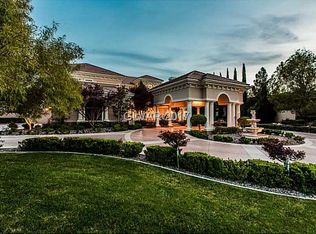 9721 Orient Express Ct, Las Vegas, NV 89145
