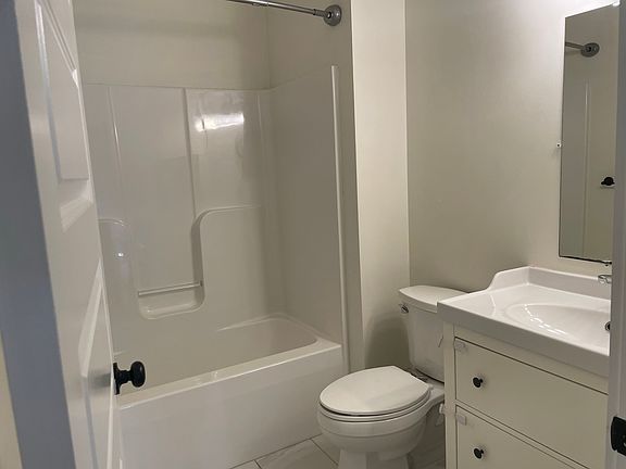 2nd image of 49 Nebraska St