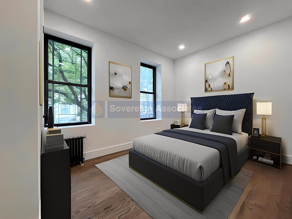 1st image of 121 La Salle St APT 2