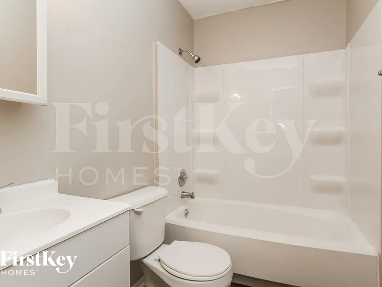 3243 Eastbrooke Ct — Photo 17