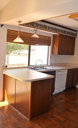 5th image of 4012 Orchard Hill Dr