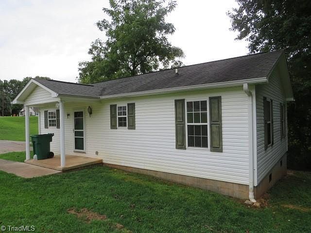 Listing photo 3