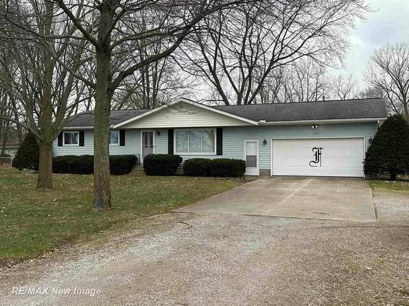 599 N Huron Rd, Linwood, MI 48634