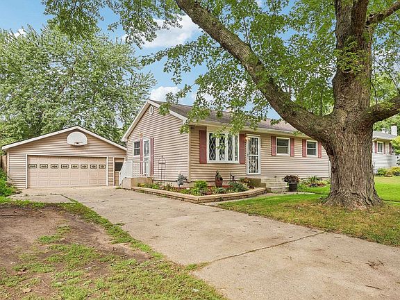 2nd image of 2028 Christilla Dr