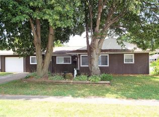 3804 Root Ave NE, Canton, OH 44705