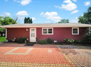 28W575 Barnes Ave, West Chicago, IL 60185