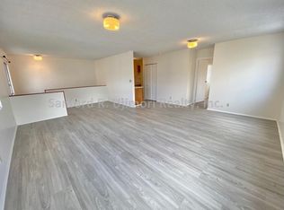 1614 Frog Ln, Honolulu, HI 96817