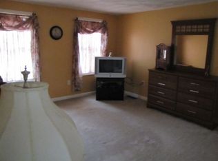 109 Highland Ave, Attleboro, MA 02703