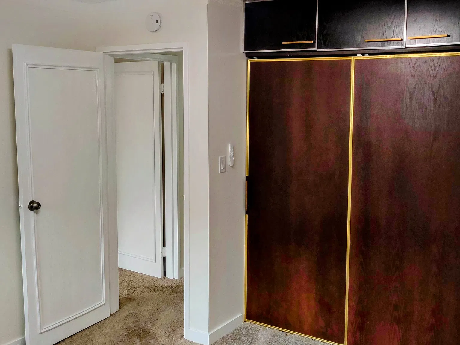 2 bed, 900 sqft, $1,750 — Photo 3