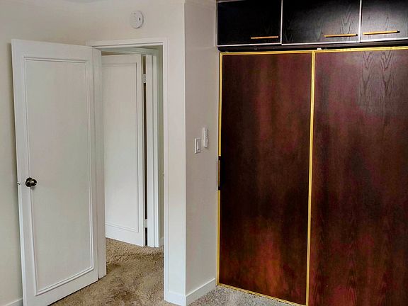 3rd image of 425 115th St E #1425