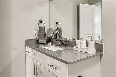 3816 Sheraton Rd — Photo 13