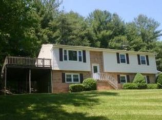 2140 Marion Dr, Owings, MD 20736