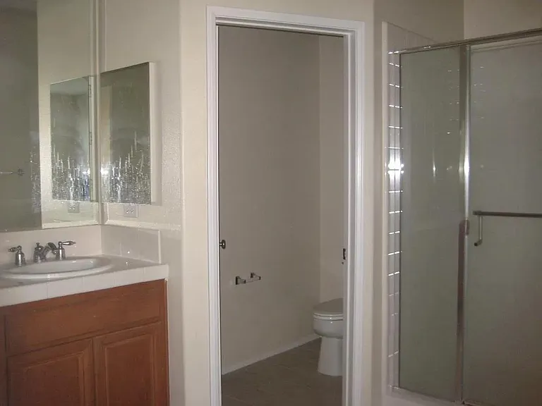 25557 Huxley Dr — Photo 4
