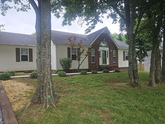 2nd image of 1911 Pecan Ridge Dr