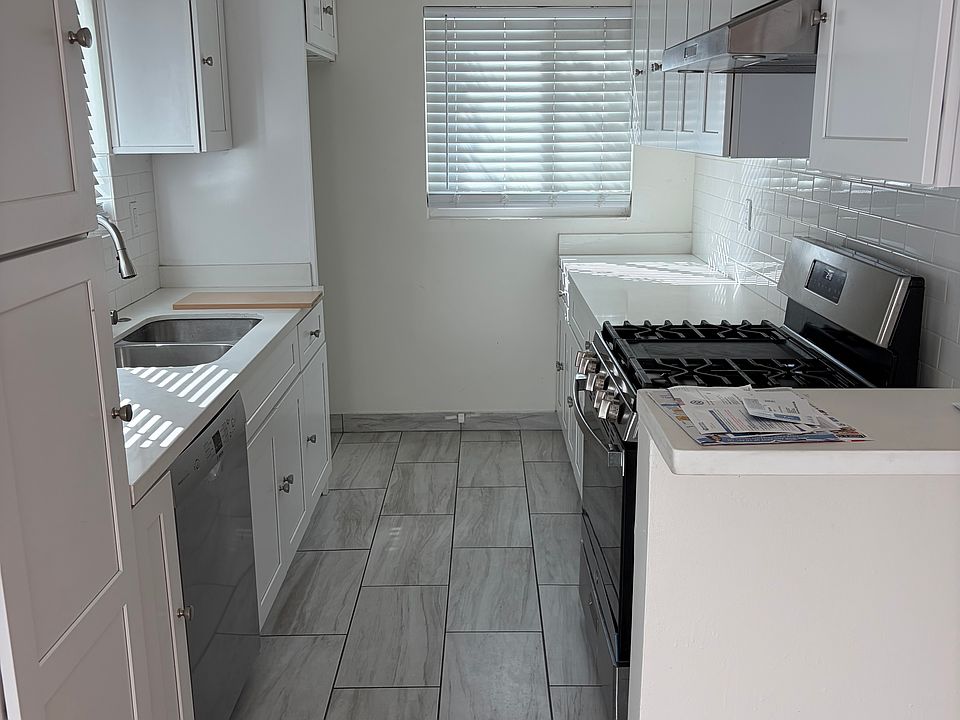 1st image of 8437 Blackburn Ave APT 1