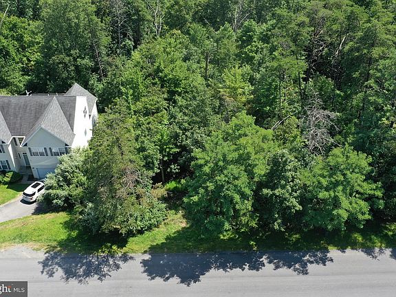 3rd image of 607 South Lakeview