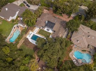 4189 Hayvenhurst Ave, Encino, CA 91436