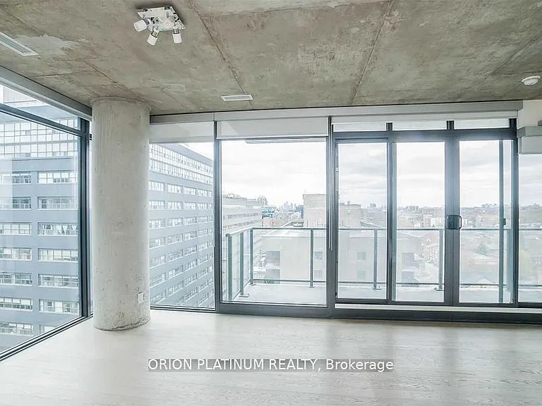 111 Bathurst St #1102 — Photo 6