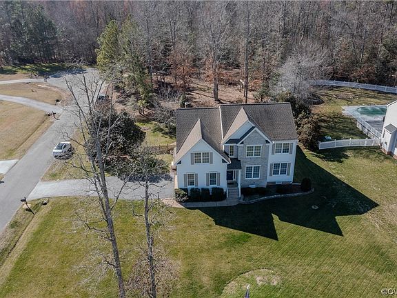 2nd image of 6029 Turkey Hollow Pl