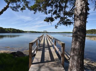 110 States Point Rd, Saint George, ME 04860
