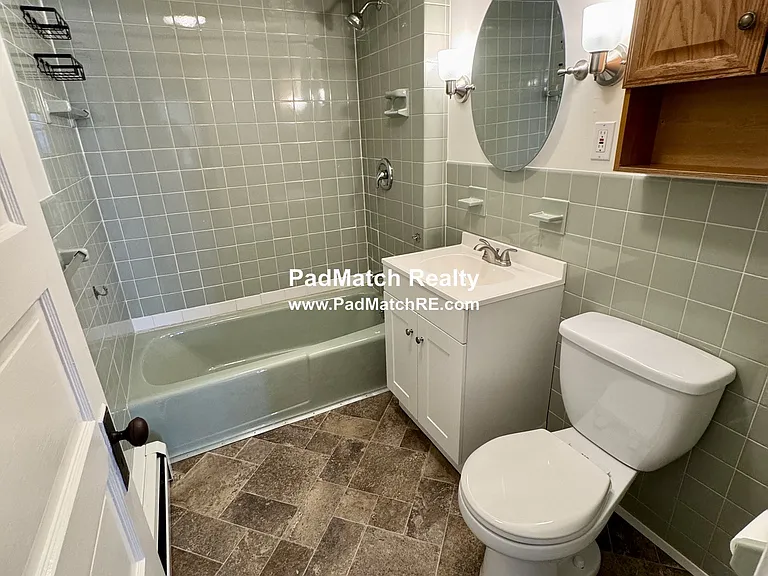 219 Charlton St #1 — Photo 15