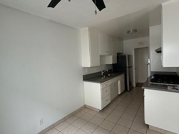4th image of 3714 Inglewood Blvd #4
