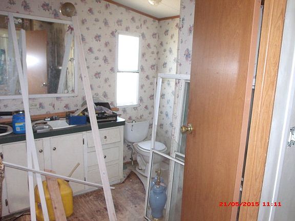 5th image of 460 Wisteria Ln