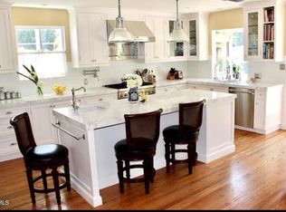 807 N Doheny Dr, Beverly Hills, CA 90210