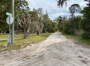 20114 Hideaway Ln, Lutz, FL 33558