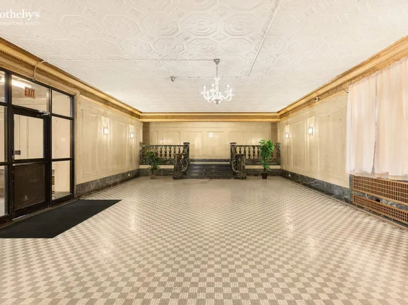 55 Parade Place image 10 of 14