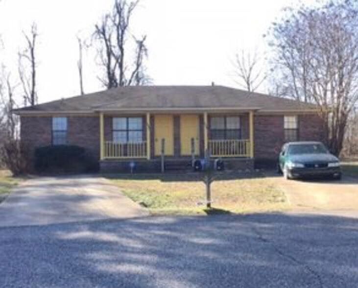 1st image of 74 Rushwood Dr