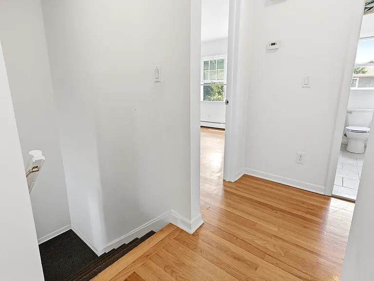 34 Davenport Ave #A — Photo 3