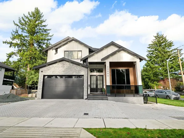 33995 Walnut Ave, Abbotsford, BC V2S 2S3