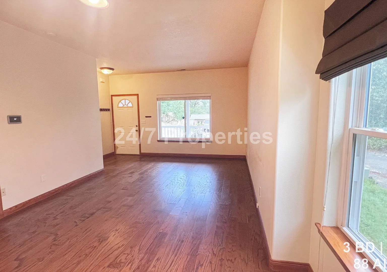 Spacious 3BD I 2.5BA Duplex Near the Yamhill River - Dayton — Photo 4