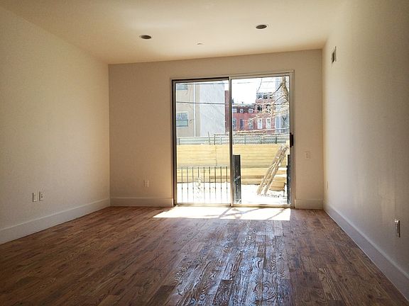 2nd image of 480 Kosciuszko St APT 1