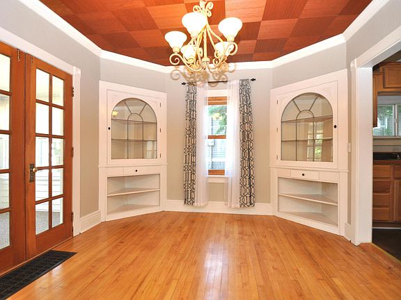 5th image of 513 Brasted Pl
