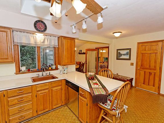 5th image of 3 Birchwood Ct
