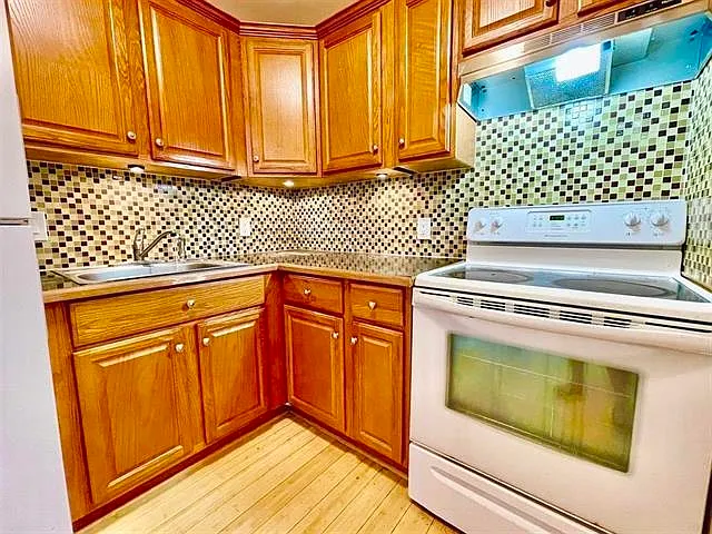 1901 Kennedy Blvd #102 — Photo 8