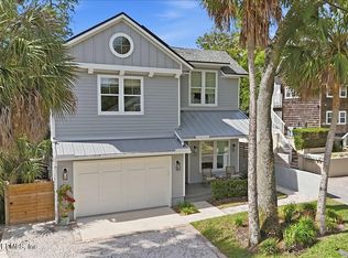 370 8TH Street, Atlantic Beach, FL 32233