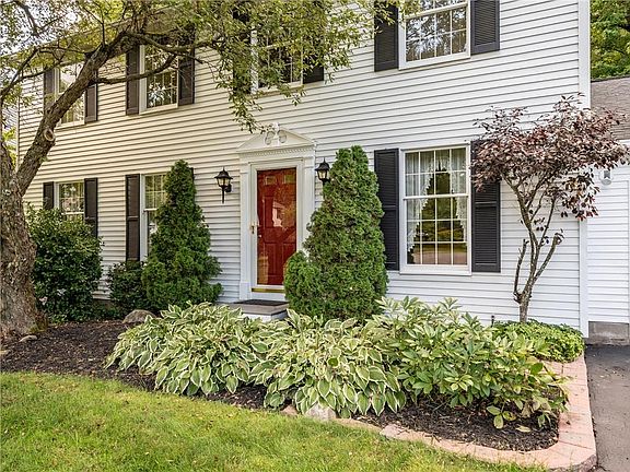 4th image of 73 Meadowlark Dr