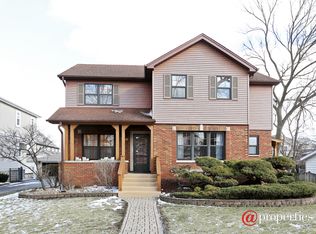 565 S Sunnyside Ave, Elmhurst, IL 60126