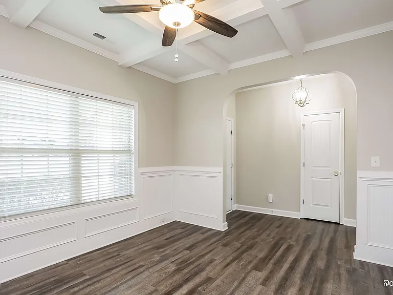 412 McCarthy Dr — Photo 9