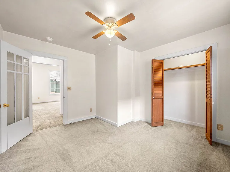 407 S 2nd St — Photo 19